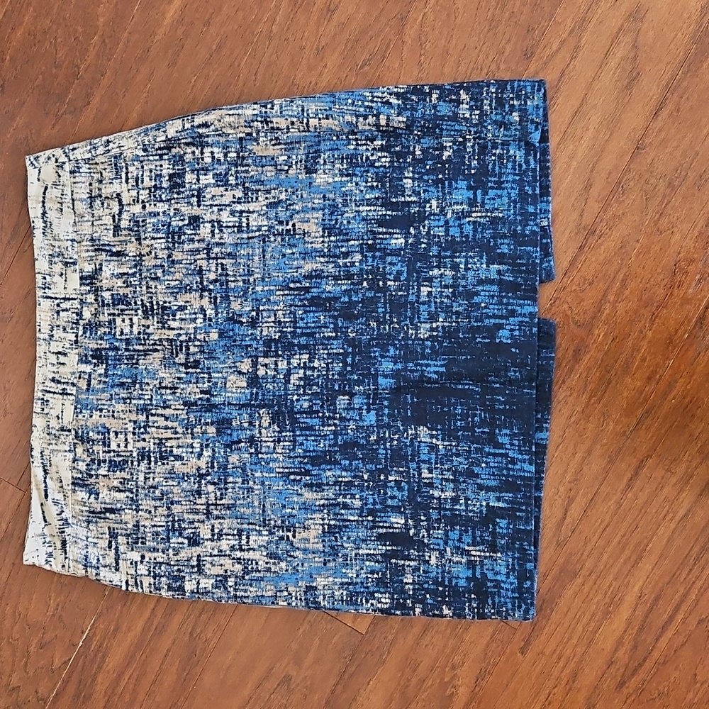 Ann Taylor 12P pencil skirt cream, blue, and beige.  Fully lined.
